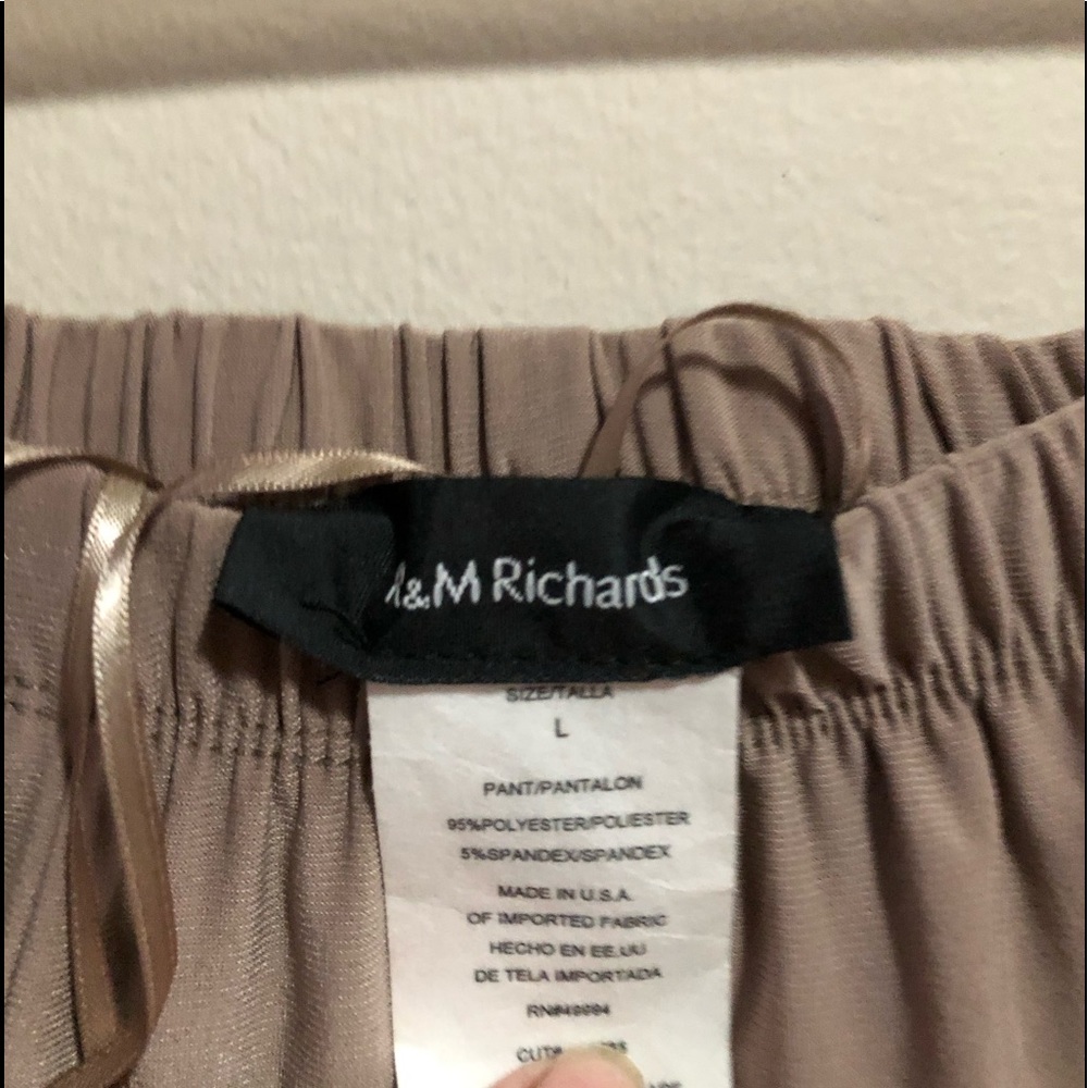 R&M Richards - Picture 2 of 4